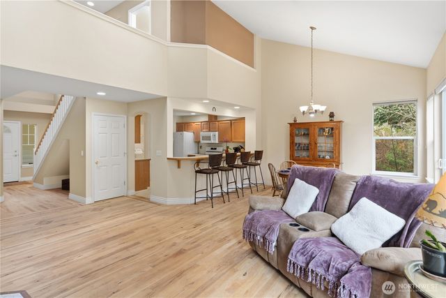 15 Leighbrook Lane, Port Ludlow, WA 98365