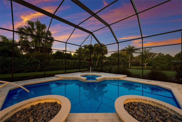 8122 LONE TREE GLEN, Lakewood Ranch, FL 34202
