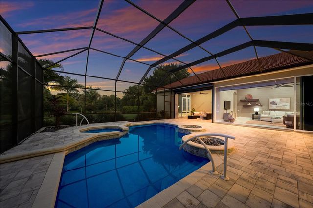 8122 LONE TREE GLEN, Lakewood Ranch, FL 34202