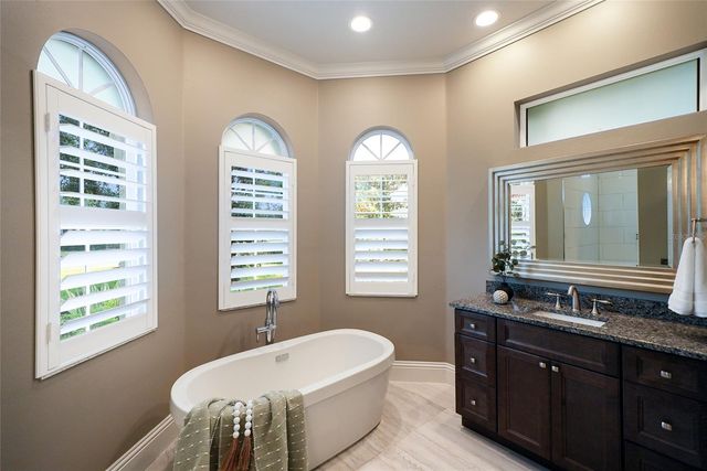8122 LONE TREE GLEN, Lakewood Ranch, FL 34202