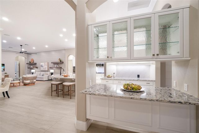 8122 LONE TREE GLEN, Lakewood Ranch, FL 34202