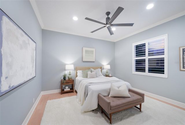 8122 LONE TREE GLEN, Lakewood Ranch, FL 34202