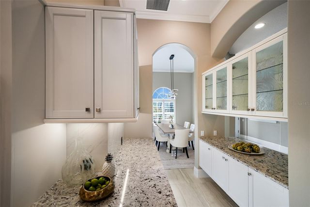 8122 LONE TREE GLEN, Lakewood Ranch, FL 34202