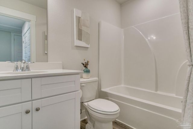 4535 Tenpence Cir, Pace, FL 32571