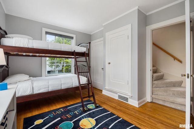 4407 N GRANDVIEW Drive, Peoria Heights, IL 61616