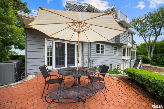 4407 N GRANDVIEW Drive, Peoria Heights, IL 61616