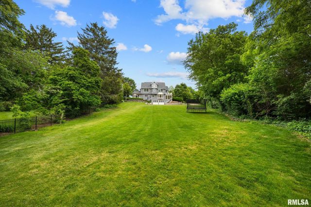 4407 N GRANDVIEW Drive, Peoria Heights, IL 61616