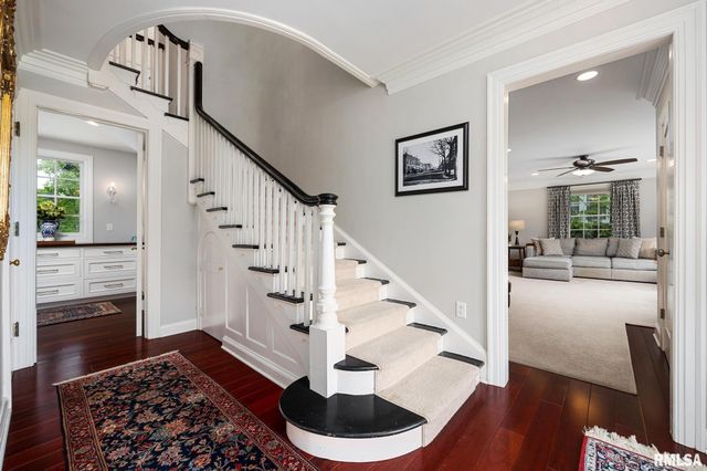 4407 N GRANDVIEW Drive, Peoria Heights, IL 61616