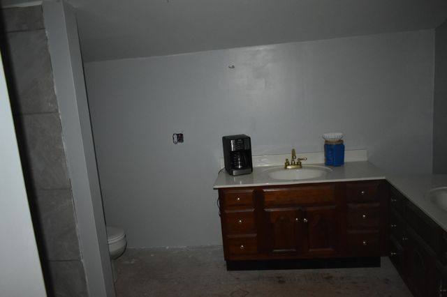 256 Maggart Rd, Elmwood, TN 38560