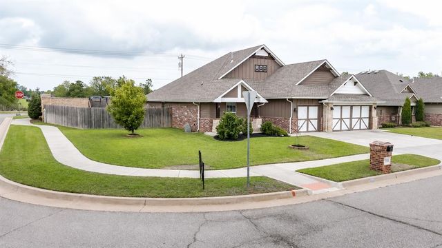 12013 SW 45th Terrace, Mustang, OK 73064