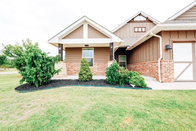 12013 SW 45th Terrace, Mustang, OK 73064