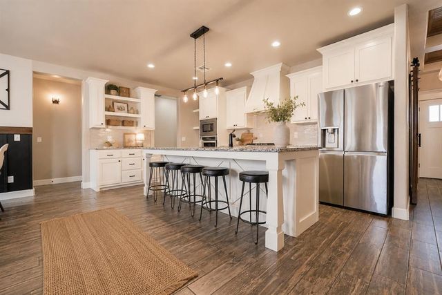 12013 SW 45th Terrace, Mustang, OK 73064