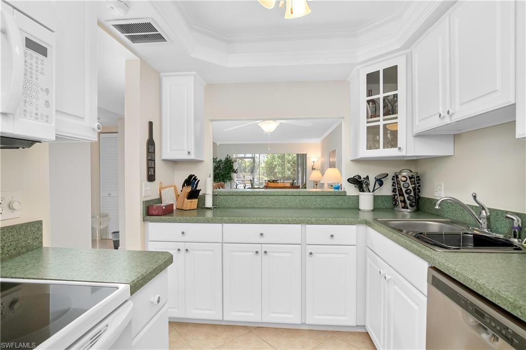 3100 Binnacle DR 104, NAPLES, FL 34103 — photo 4