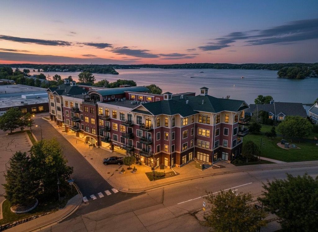 4100 Spring Street 211, Spring Park, MN 55384