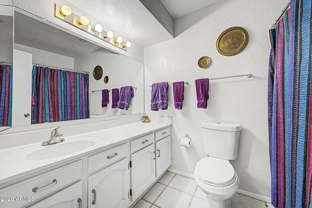 9083 E WINCHCOMB Drive, Scottsdale, AZ 85260