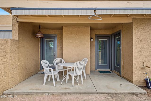 9083 E WINCHCOMB Drive, Scottsdale, AZ 85260