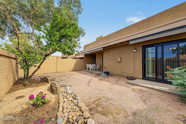 9083 E WINCHCOMB Drive, Scottsdale, AZ 85260