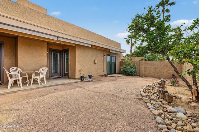 9083 E WINCHCOMB Drive, Scottsdale, AZ 85260