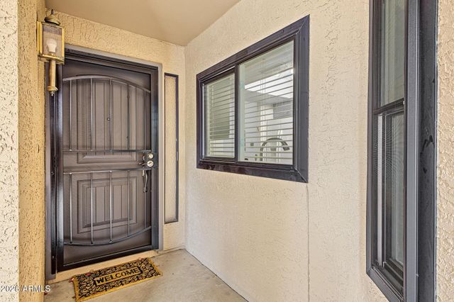 9083 E WINCHCOMB Drive, Scottsdale, AZ 85260