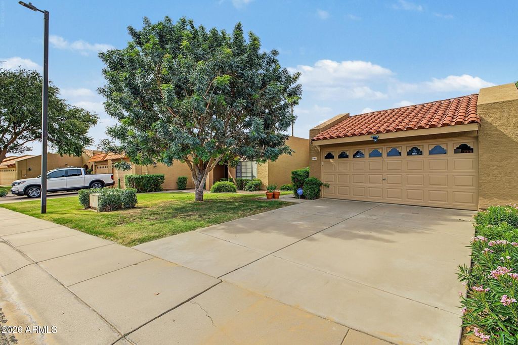 9083 E WINCHCOMB Drive, Scottsdale, AZ 85260 — photo 3