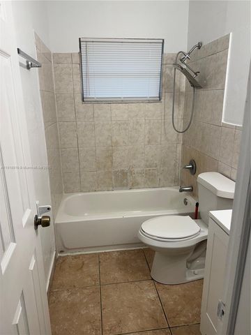 2750 NW 20th St 1-2, Fort Lauderdale, FL 33311