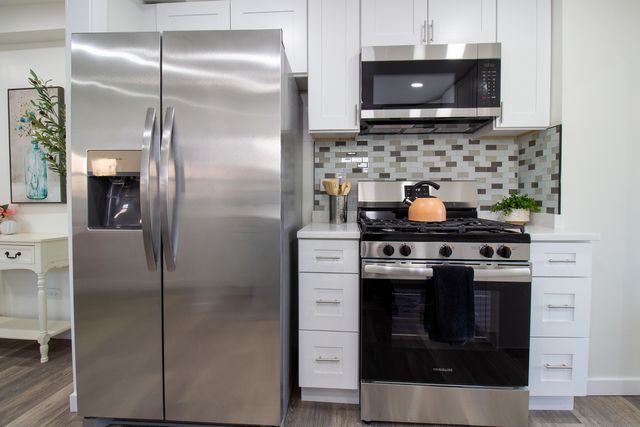 9821 Natoma Avenue, Oak Lawn, IL 60453