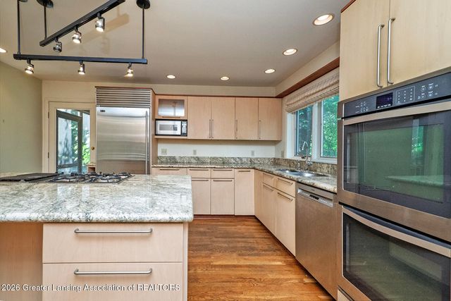 1767 Sashabaw Drive, Okemos, MI 48864