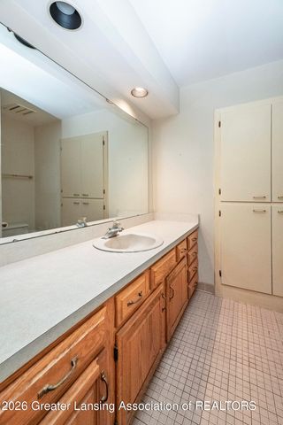 1767 Sashabaw Drive, Okemos, MI 48864