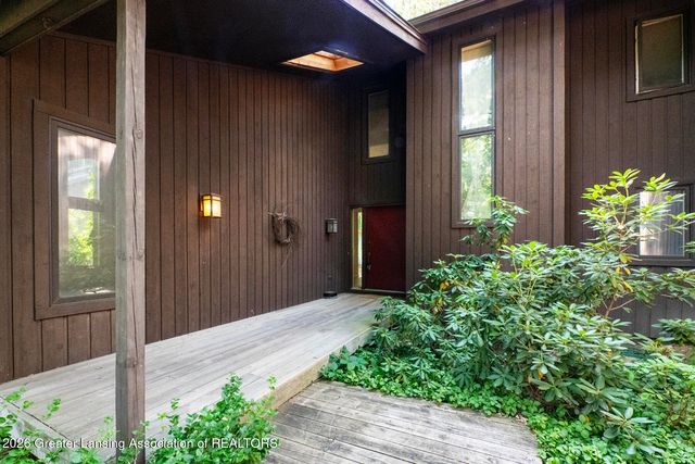 1767 Sashabaw Drive, Okemos, MI 48864