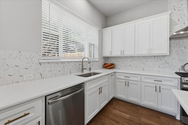 6346 Oakbend Circle 6346, Fort Worth, TX 76132