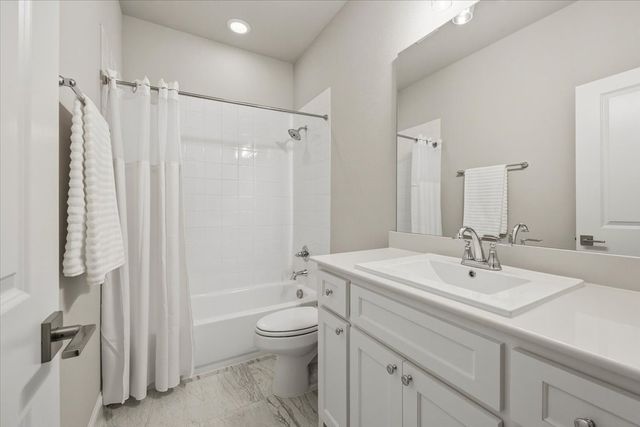 6346 Oakbend Circle 6346, Fort Worth, TX 76132