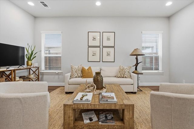 6346 Oakbend Circle 6346, Fort Worth, TX 76132