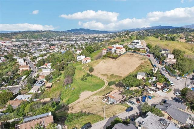 2701 N Thomas, Los Angeles, CA 90031