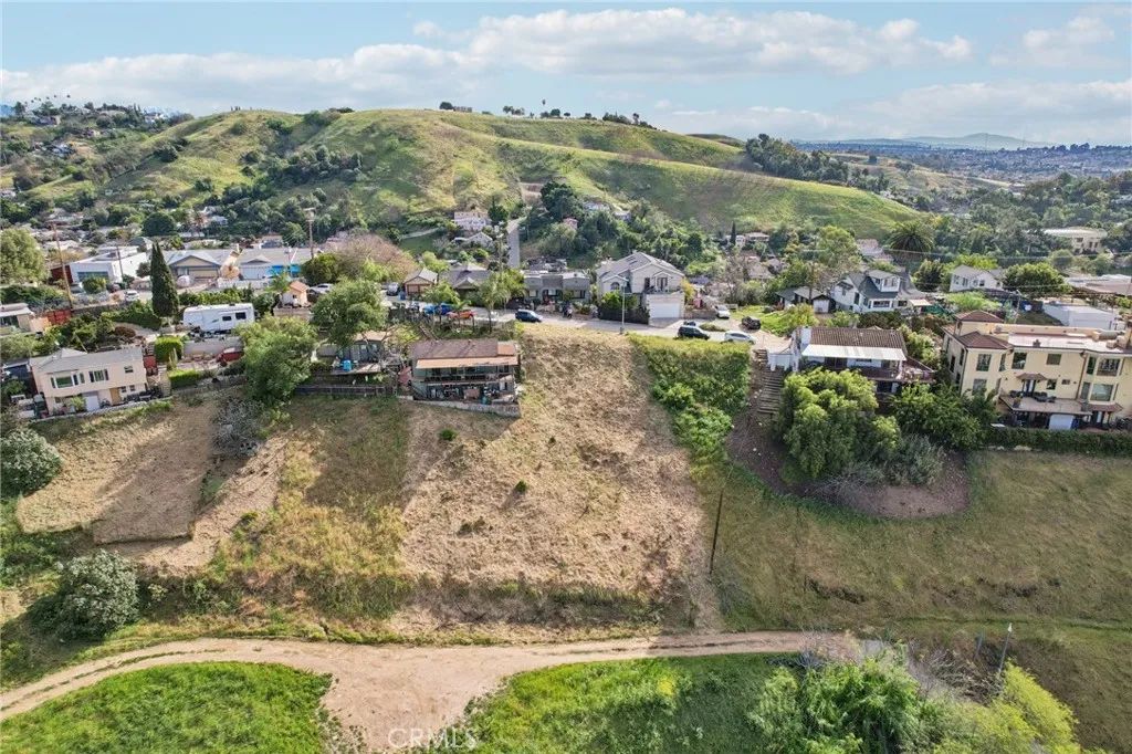 2701 N Thomas, Los Angeles, CA 90031