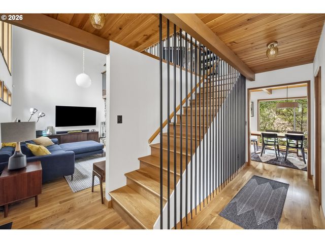 55475 Se WHITE CAP Ln, Sandy, OR 97055
