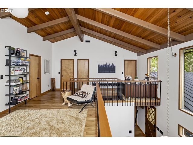 55475 Se WHITE CAP Ln, Sandy, OR 97055