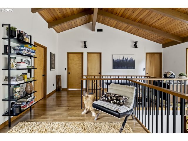 55475 Se WHITE CAP Ln, Sandy, OR 97055