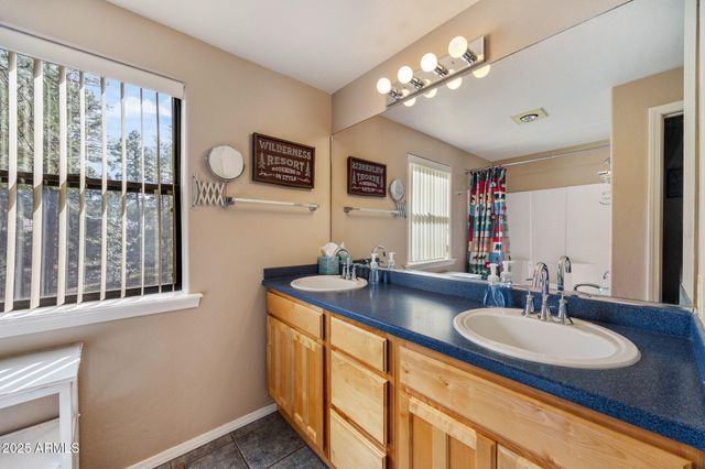 1057 LAKESHORE Drive, Lakeside, AZ 85929