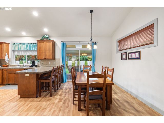 2506 Ne 170TH Ct, Vancouver, WA 98684