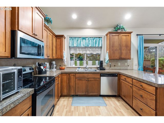 2506 Ne 170TH Ct, Vancouver, WA 98684