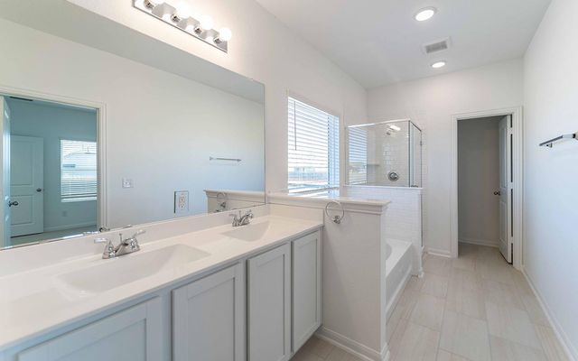 337 Yosemite DR, Kyle, TX 78640