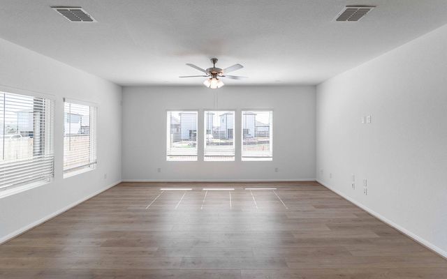 337 Yosemite DR, Kyle, TX 78640