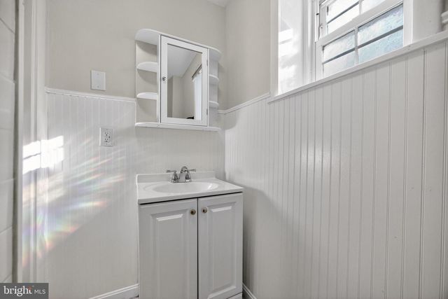 123 PENSDALE ST, Philadelphia, PA 19127