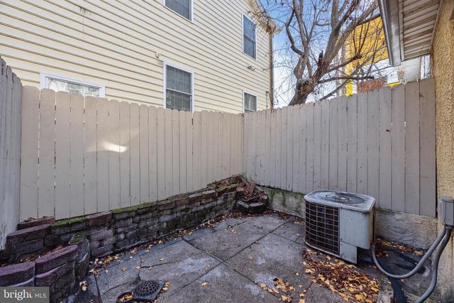 123 PENSDALE ST, Philadelphia, PA 19127