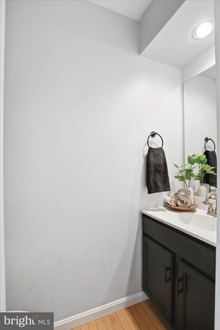 1829 KRYSTLE DR, Lancaster, PA 17602