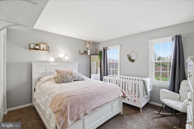 1829 KRYSTLE DR, Lancaster, PA 17602