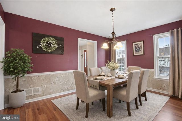 1829 KRYSTLE DR, Lancaster, PA 17602