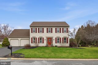 1829 KRYSTLE DR, Lancaster, PA 17602