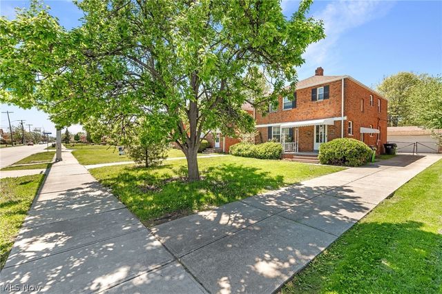 414 E 222nd Street, Euclid, OH 44123