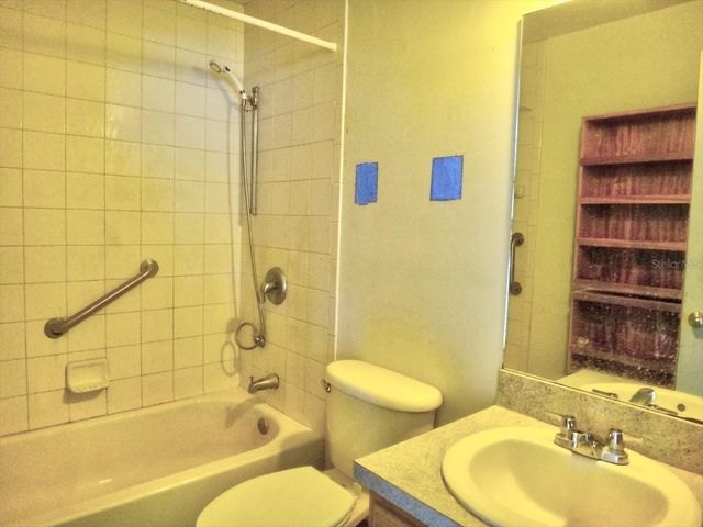 4219 W GREEN STREET, Tampa, FL 33607